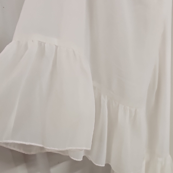 White Ruffled Flutter Sleeve Blouse - Picture 4 of 5